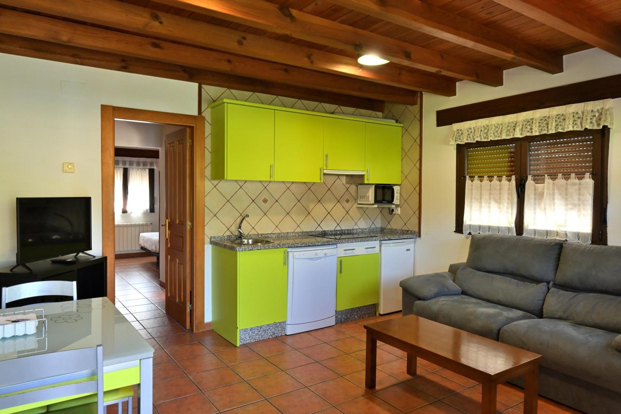 Apartamentos Aires De Avin - Onis エクステリア 写真
